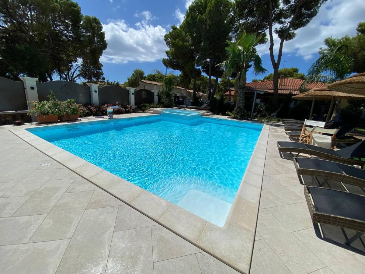 Villa Aquamarina Pavoncella Rossa Porto Pino Exterior foto